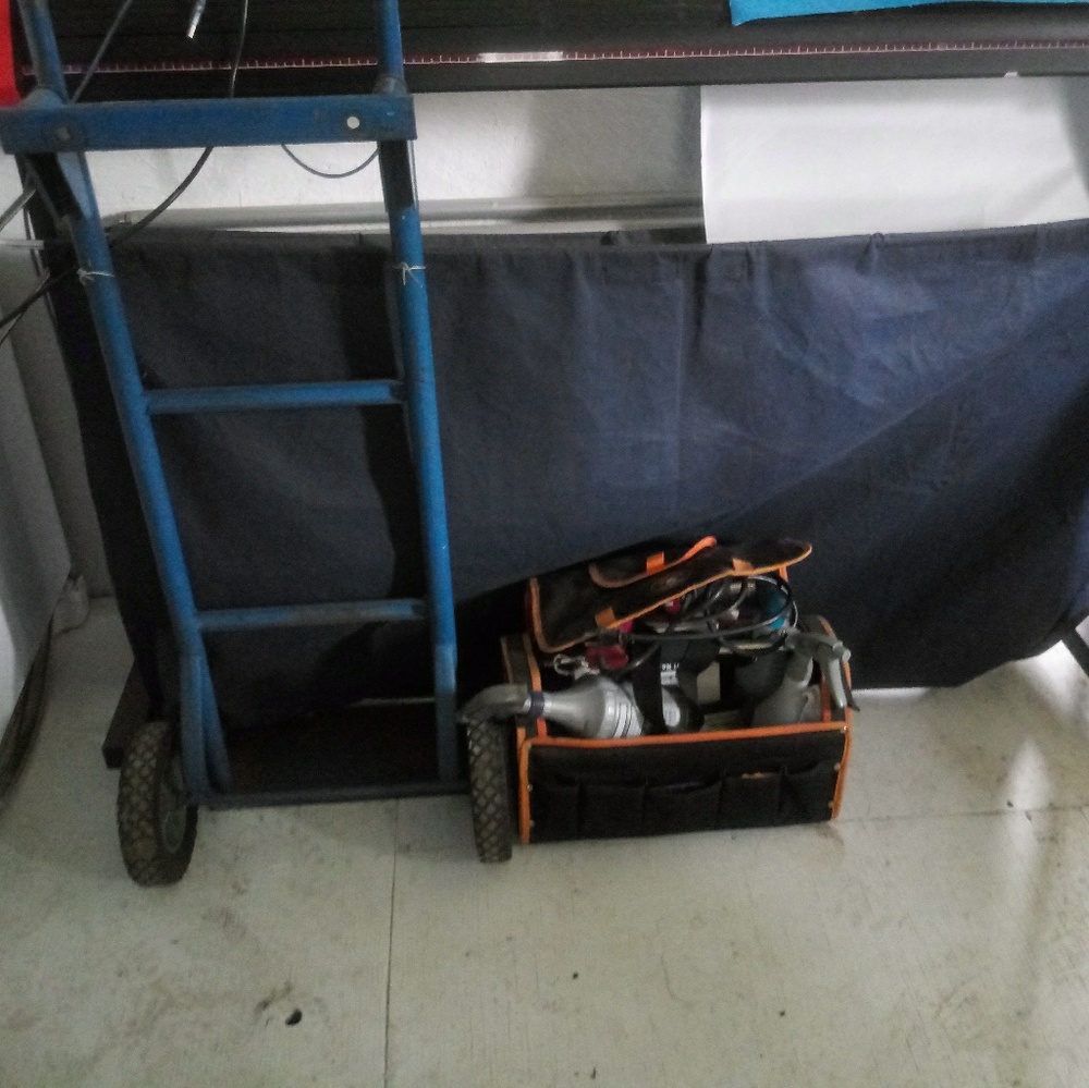 Vinyl Graphics Machine - Picture 2 of 2